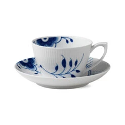 Royal Copenhagen Blue Fluted Mega Theehop Met Schotel